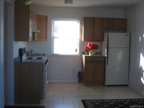 235 Fieldmere St in Elmont, NY - Building Photo - Building Photo