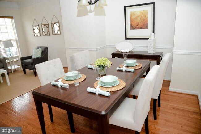 41898 Cinnabar Square in Stone Ridge, VA - Building Photo - Building Photo