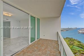 1040 Biscayne Blvd, Unit # 3608 in Miami, FL - Building Photo