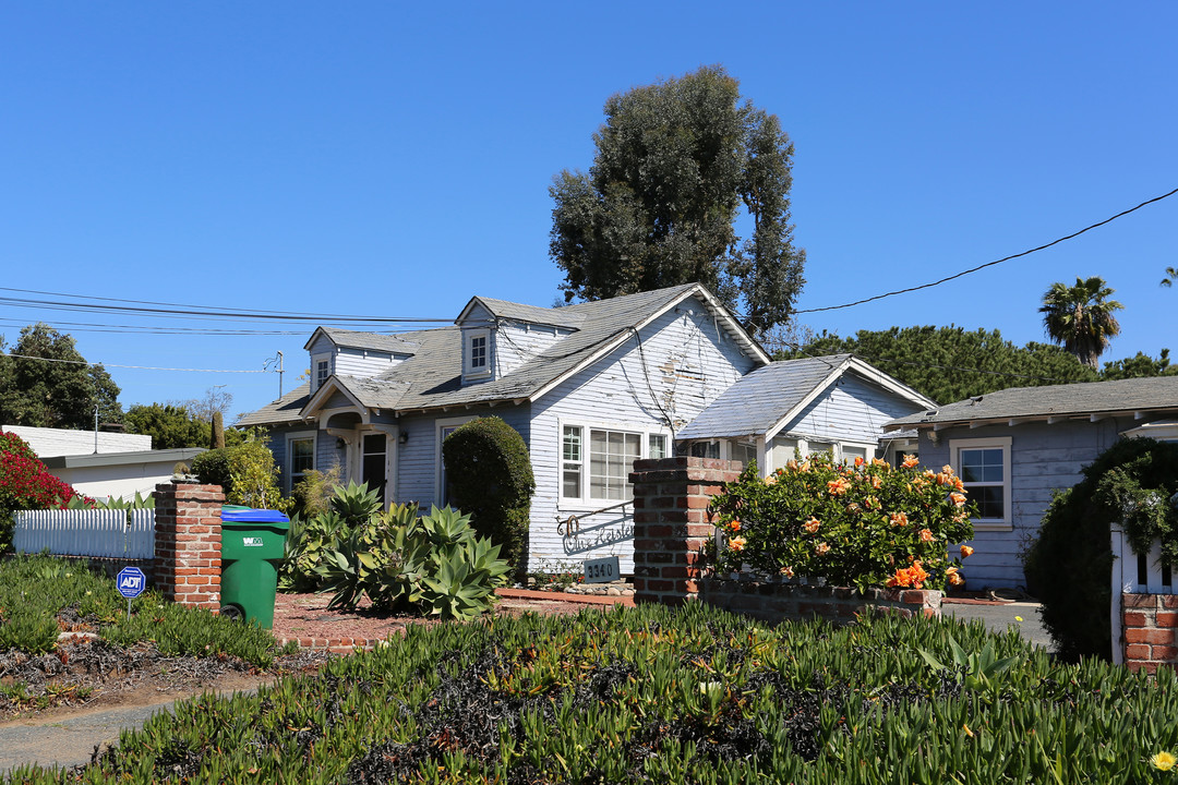 3340 Adams St in Carlsbad, CA - Building Photo