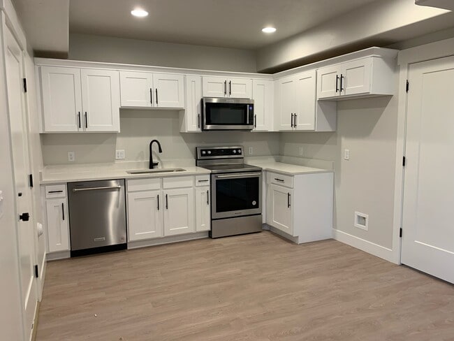 property at 176 W Hayata Ln