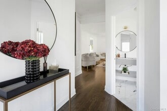 766 Mamaroneck Ave in White Plains, NY - Building Photo - Building Photo