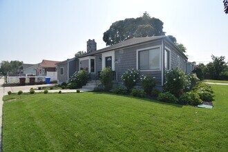 7622 S Lincoln St in Midvale, UT - Building Photo - Building Photo