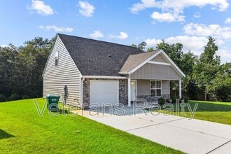 13444 Willow Oak Cir in Gulfport, MS - Building Photo - Building Photo