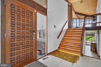 1219 Ingleside Ave in McLean, VA - Building Photo - Building Photo