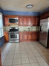 78-19 87th Ave in Queens, NY - Building Photo - Building Photo