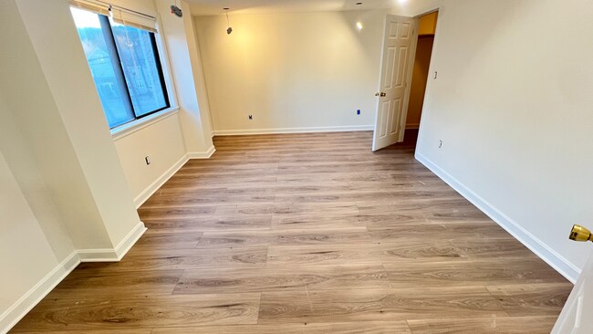 295 W Wyoming Ave in Stoneham, MA - Building Photo - Building Photo