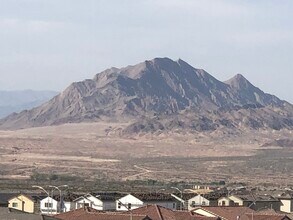 799 N Water St, Unit 2 Bedroom 2 Bathroom Apt in Henderson, NV - Building Photo - Building Photo