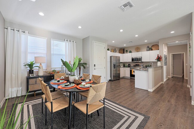 Hillstone Residences at Canyon Trails photo'