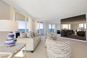 4901 Gulf Shore Blvd N in Naples, FL - Building Photo - Building Photo