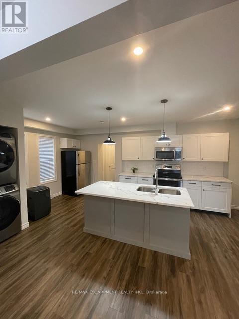 109 Waterloo St in Kitchener, ON - Building Photo - Building Photo