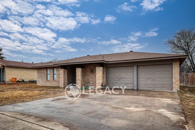 property at 104 Sombrero Dr