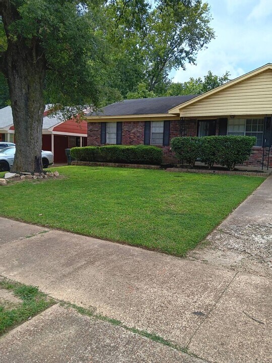 3345 William Tell Dr in Memphis, TN - Building Photo