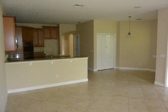 1079 Glenraven Ln in Clermont, FL - Building Photo - Building Photo