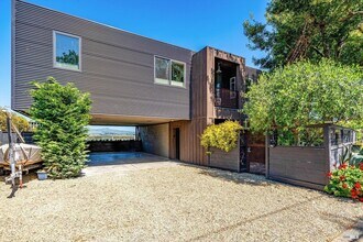 1364 Milton Rd in Napa, CA - Building Photo - Building Photo