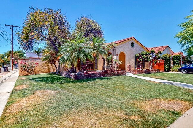 property at 301 N Janss St