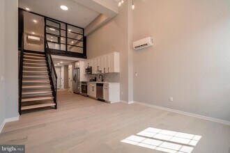 719 Dickinson St in Philadelphia, PA - Building Photo - Building Photo