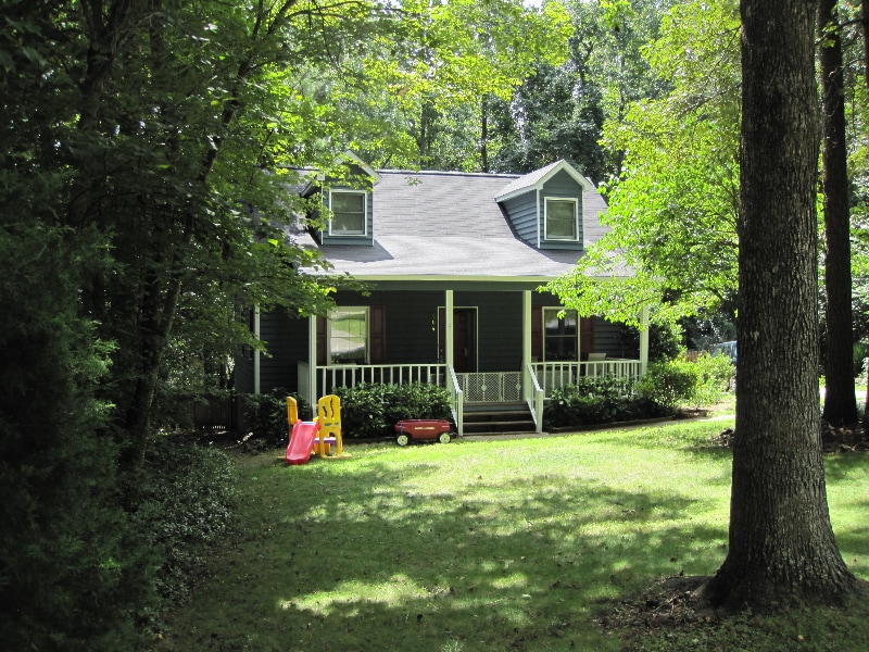 123 Bonaparte Dr in Hillsborough, NC - Building Photo