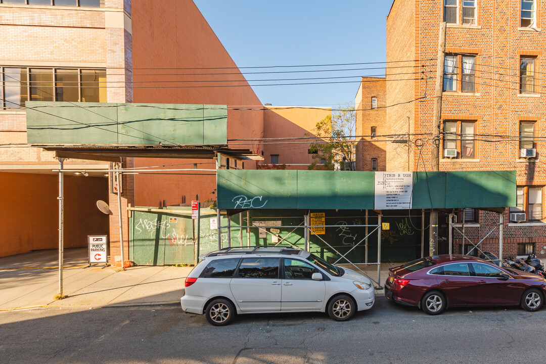 1622 E 15th St in Brooklyn, NY - Building Photo