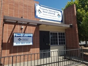 1901 Railroad Ave in Pittsburg, CA - Building Photo - Building Photo