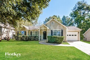 10366 Candlelight Rd in Jonesboro, GA - Building Photo