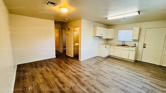 1142 8th Pl in Wasco, CA - Building Photo - Building Photo