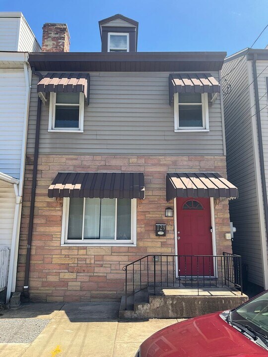 129 S 20th St in Pittsburgh, PA - Building Photo