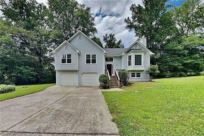 property at 629 Glendale Forest Dr