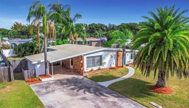 property at 676 Orangewood Dr