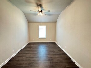 7630 Tramontana Ln in Mont Belvieu, TX - Building Photo - Building Photo