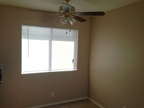 12835 10th St in Chino, CA - Building Photo - Building Photo