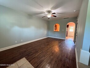 120 Parrot Landing Dr in Hubert, NC - Building Photo - Building Photo