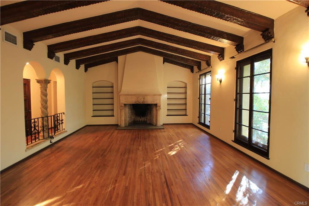 248 S Orange Grove Blvd in Pasadena, CA - Building Photo