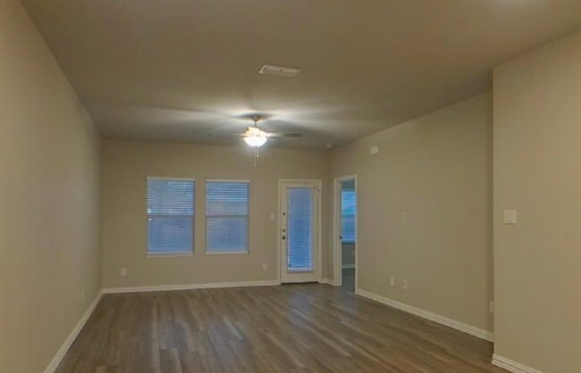 1806 Ash Oak Ln in Heartland, TX - Building Photo - Building Photo