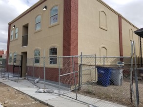 1108 Myrtle Ave in El Paso, TX - Building Photo - Building Photo