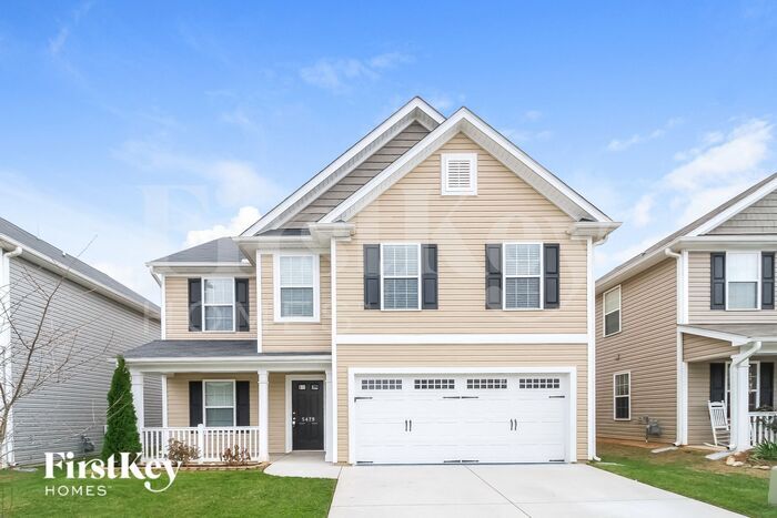 5479 Misty Hill Cir in Clemmons, NC - Building Photo