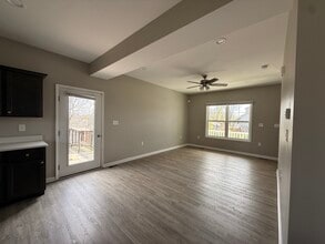 270 Mabdarin Dr in Martinsburg, WV - Building Photo - Building Photo