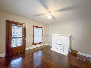 838 N Oxford St in Indianapolis, IN - Foto de edificio - Building Photo