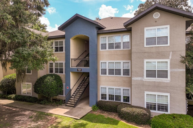 Westcott Apartments