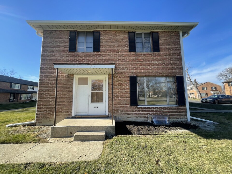 3406 Western Ave in Park Forest, IL - Building Photo