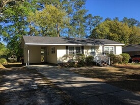 1604 Ward Cir in Conway, SC - Building Photo