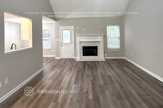 5726 Graceland Dr SW in Powder Springs, GA - Building Photo - Building Photo