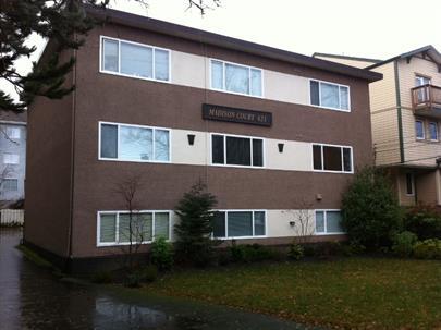 423 Superior St in Victoria, BC - Building Photo