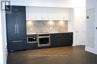 25-125 Adra Grado Way in Toronto, ON - Building Photo - Building Photo