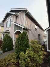 27106 105th Ave SE in Kent, WA - Building Photo - Building Photo