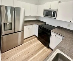 304 E South St, Unit 304 E South St, apt 4027 in Orlando, FL - Building Photo