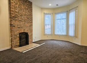 3643 S Hamilton Ave in Chicago, IL - Foto de edificio - Building Photo