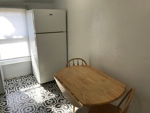 75 Kearney St, Unit 4 in Keyport, NJ - Building Photo - Building Photo