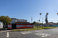 1600 Venice Blvd in Venice, CA - Foto de edificio - Building Photo