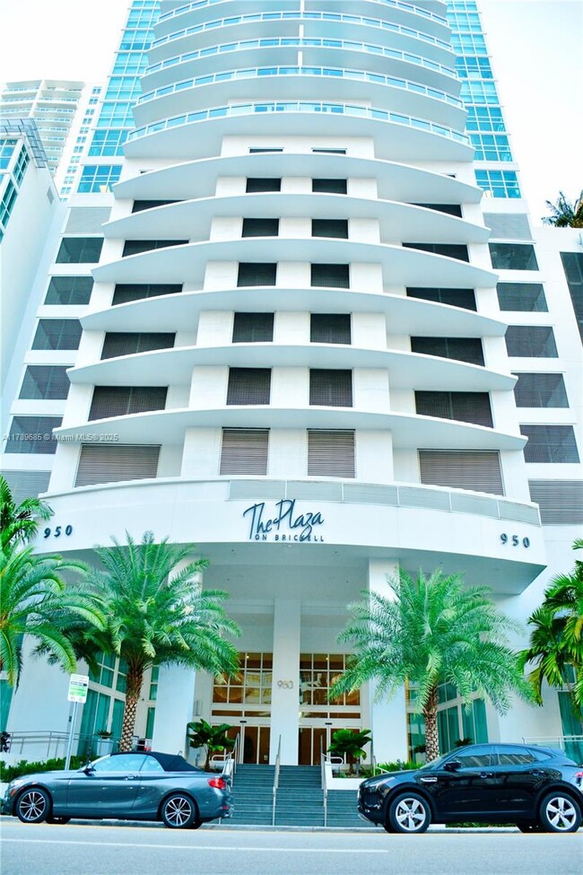 property at 950 Brickell Bay Dr